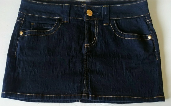 Sold-GUESS Denim Skirt - Picture 2 of 5